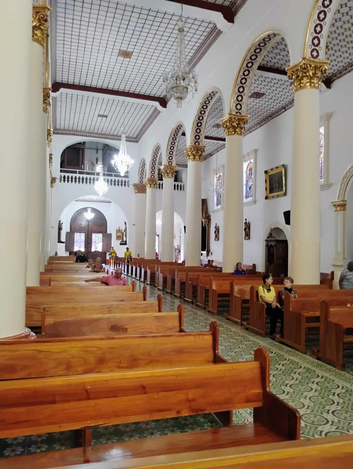 Nave central del templo